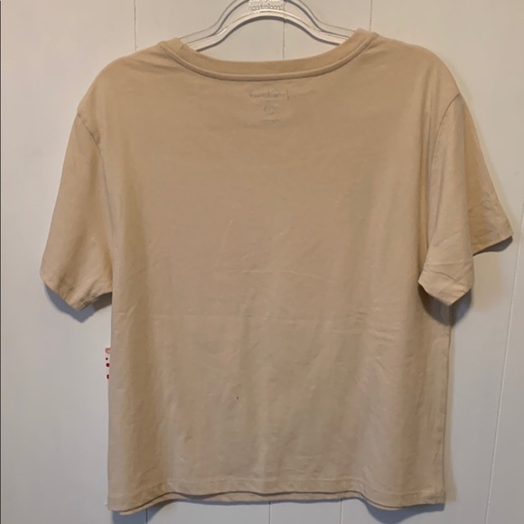 Free Kisses Beige T-Shirt with Heart and Cherry Design - Picture 2 of 4